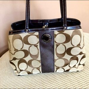 Authentic COACH shoulder bag